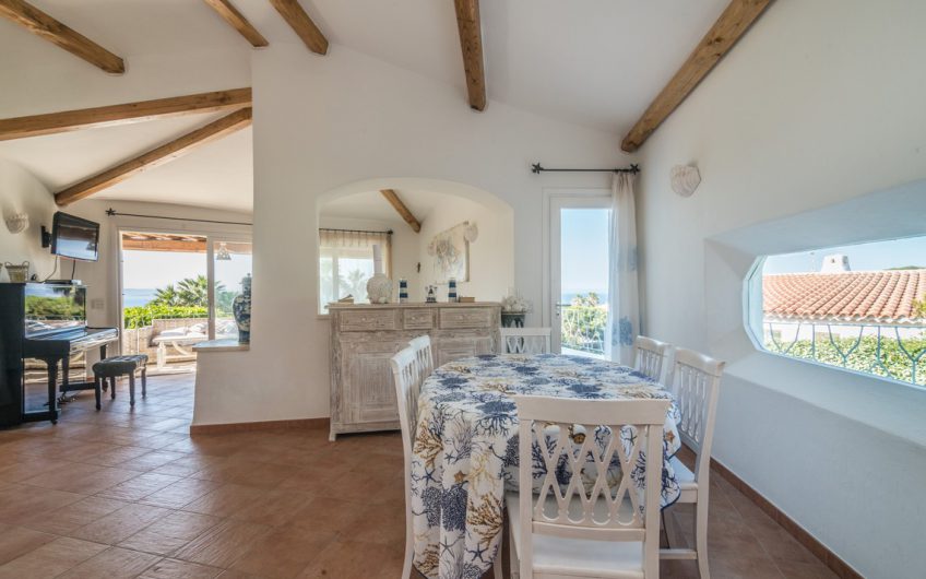 Beautiful Villa in Baja Sardinia – AXB 5V26