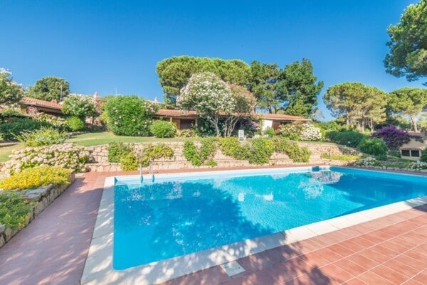 Agenzia della Costa: luxury Villas Sardinia